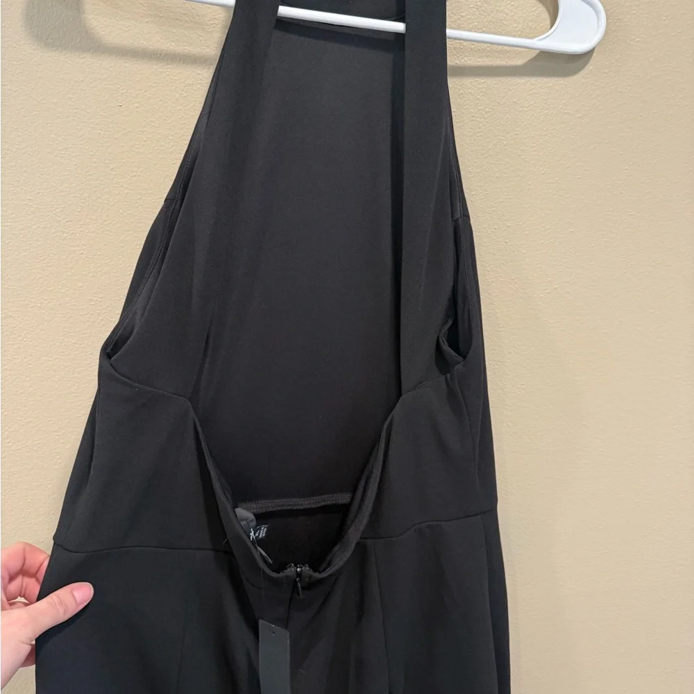 Lulu's Black strapped  Maxi Dress - Picture 5 of 8